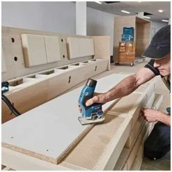 Budget ✨ BOSCH Affleureuse Sans Fil Ø6/8mm 12V 3.0Ah GKF12V-8 - 06016B0000 💯 -The Défonceuse, lamelleuse et affleureuse look. 5532385 3